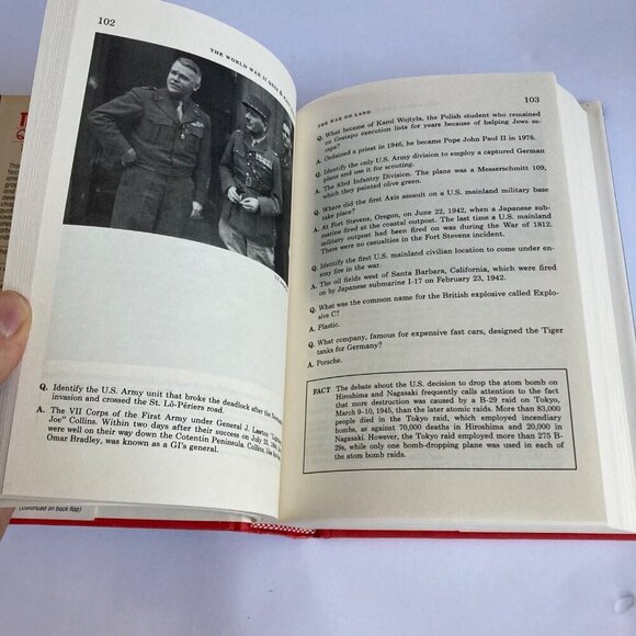 The World War II Quiz & Fact Book by Timothy Benford Vintage WWII Military - Picture 8 of 9